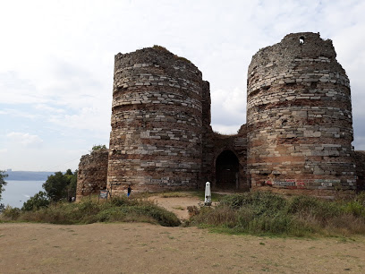 Yoros Castle, Bosphorus